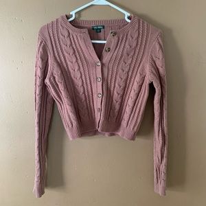 New Woman’s Cropped Sweater